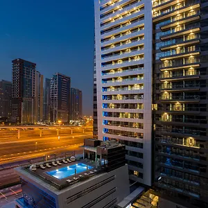 Hotel Millennium Place Marina Dubaj