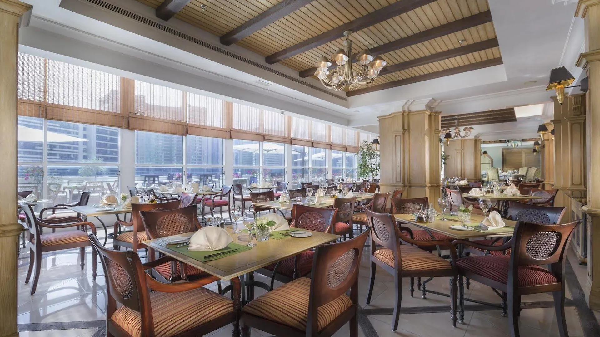 Corniche Hotel Abu Dabi