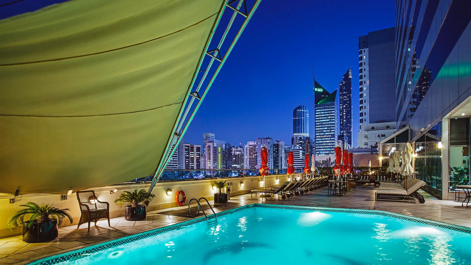 Corniche Hotel Abu Dhabi location
