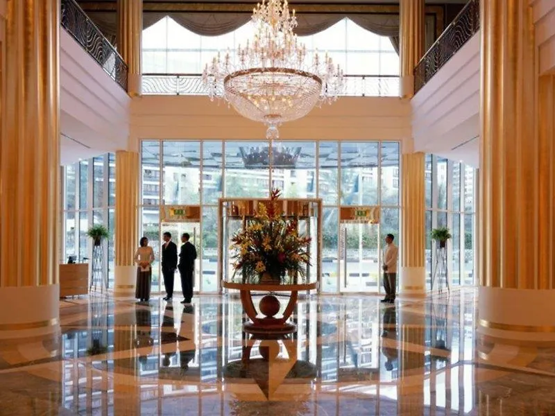 Corniche Hotel Abu Dhabi 5*,  United Arab Emirates